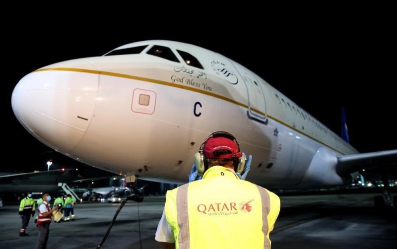 first flight from saudi to qatar